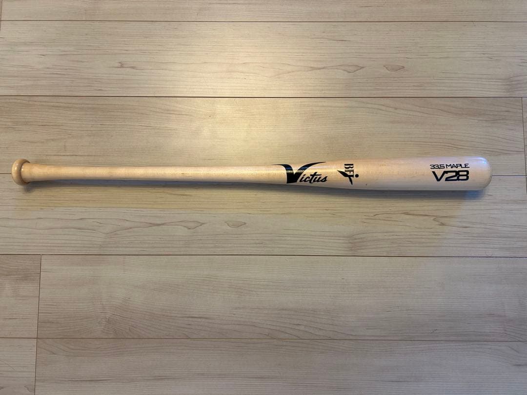 victus V28 木製硬式バット　33.5インチ