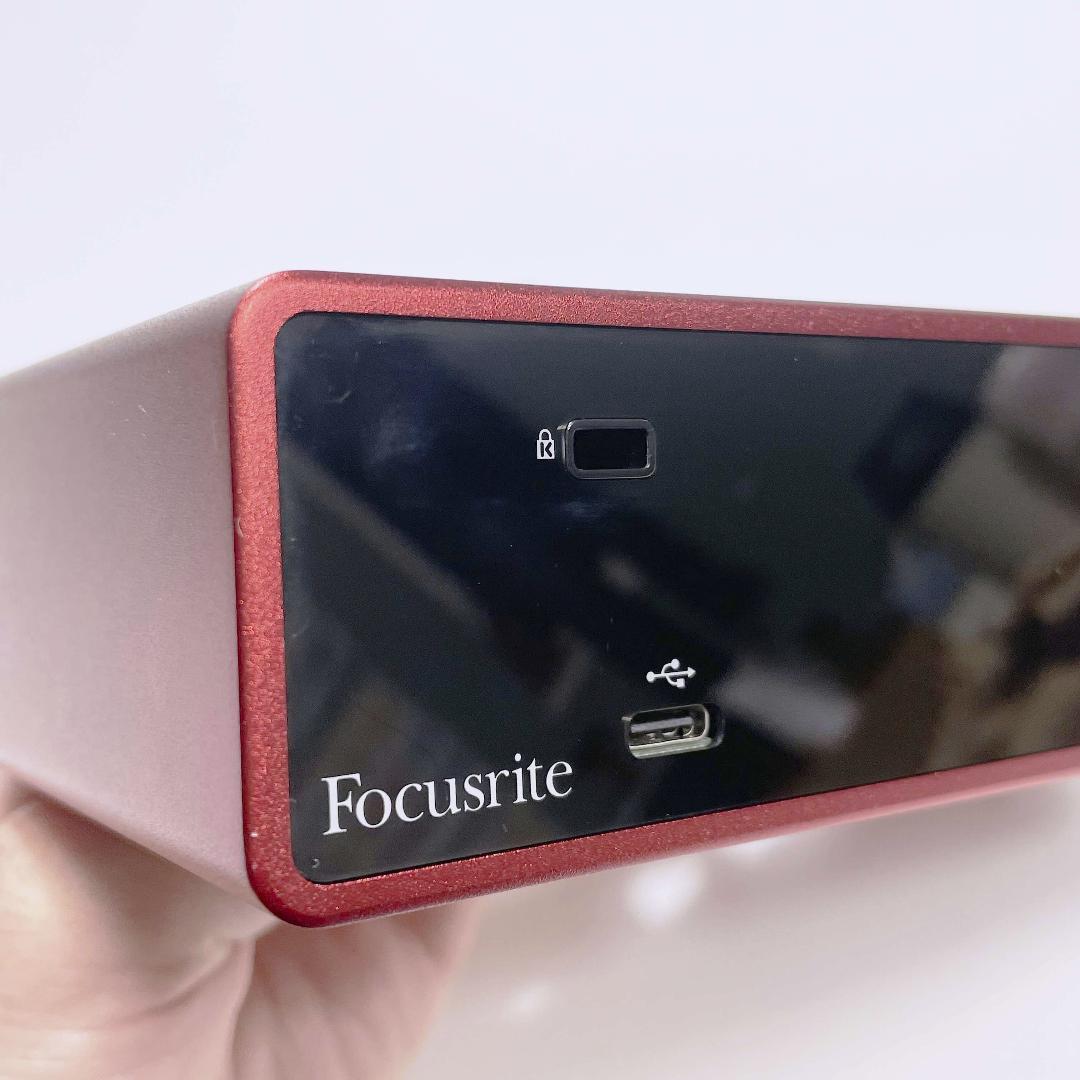 Focusrite Scarlett 2i2 Gen3 インターフェース