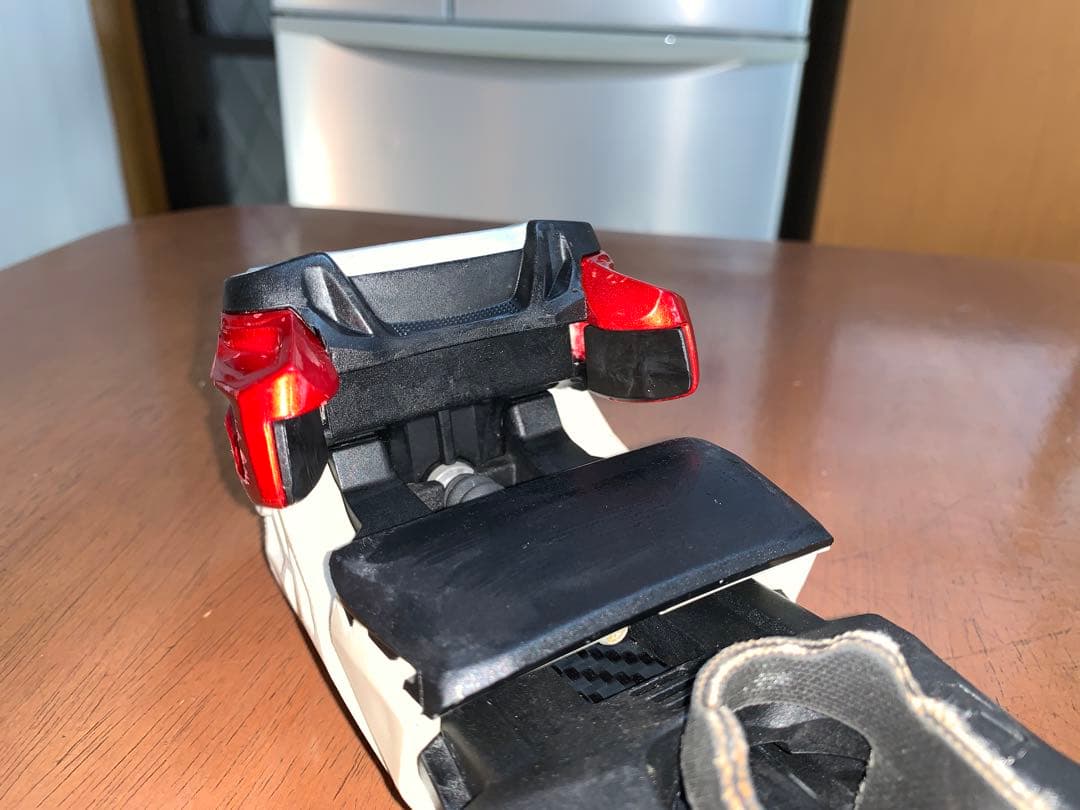 バックカントリー スキー ビンディング