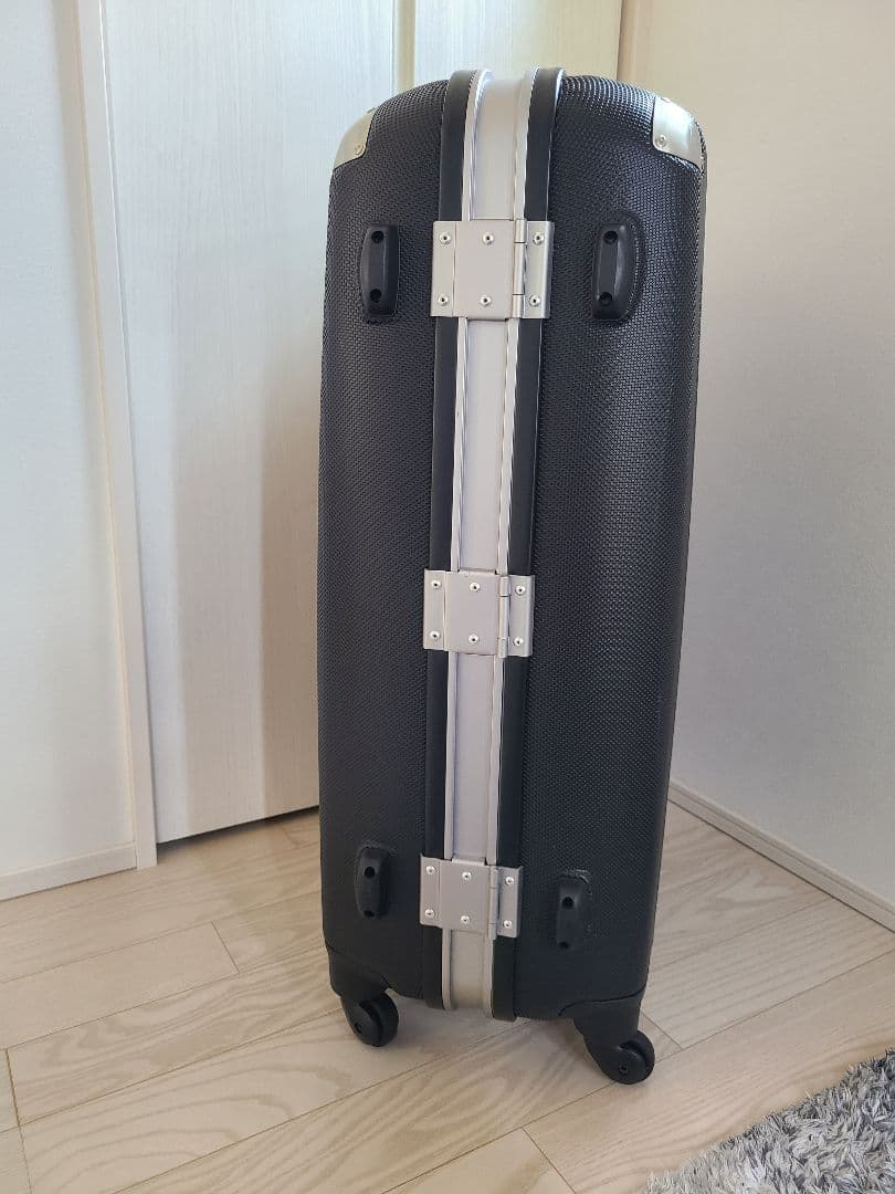 ブラックハード　キャリーケース