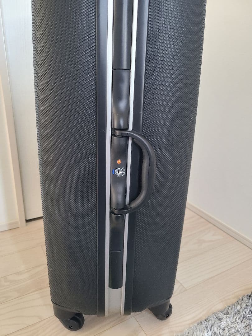ブラックハード　キャリーケース
