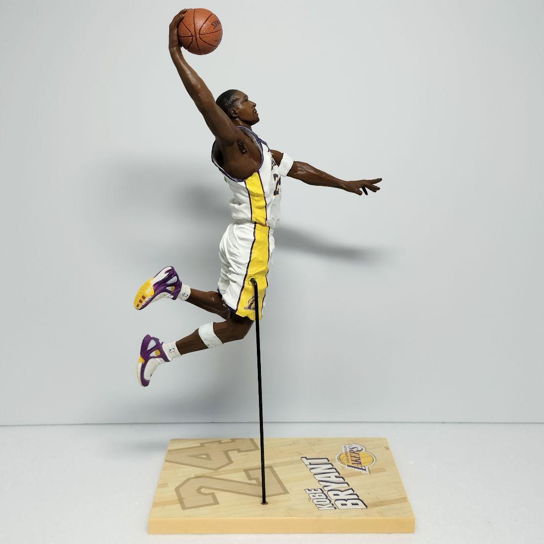 マクファーレントイズ NBA シリーズ17 コービー・ブライアント フィギュア