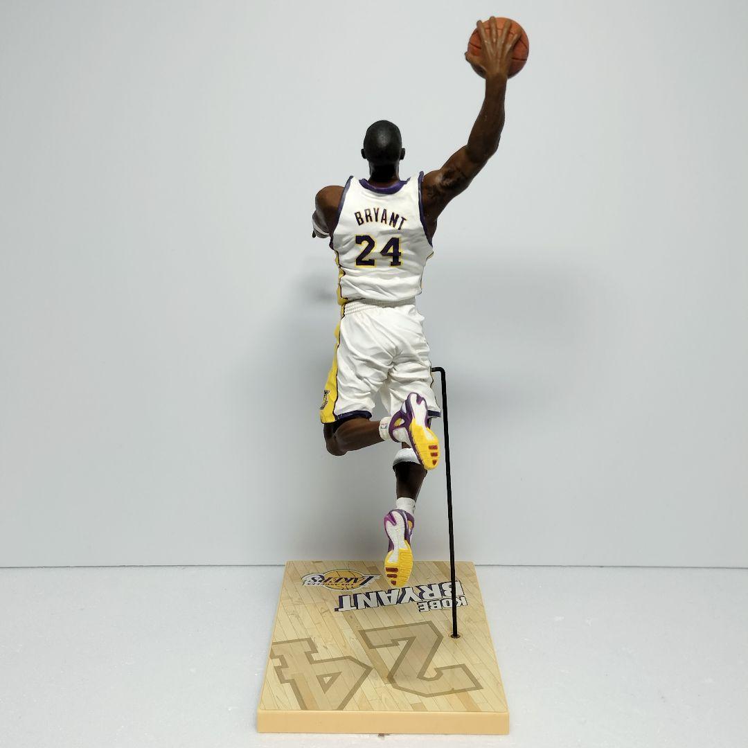 マクファーレントイズ NBA シリーズ17 コービー・ブライアント フィギュア