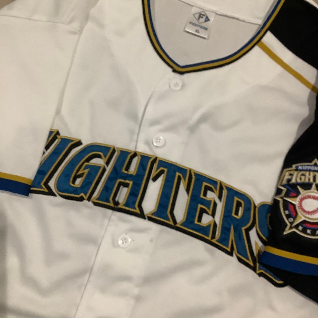 北海道日本ハムファイターズ　復刻ユニフォーム　XLサイズ　未使用