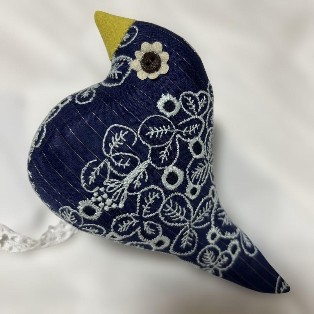 ミナペルホネン　kotori sometimes lucky ネイビー