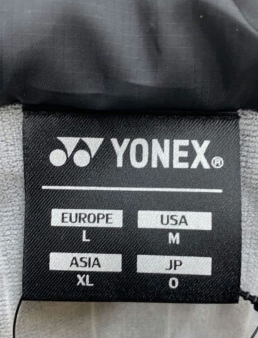 半額以下！新品・未使用 YONEX　ユニ中綿ジャケット