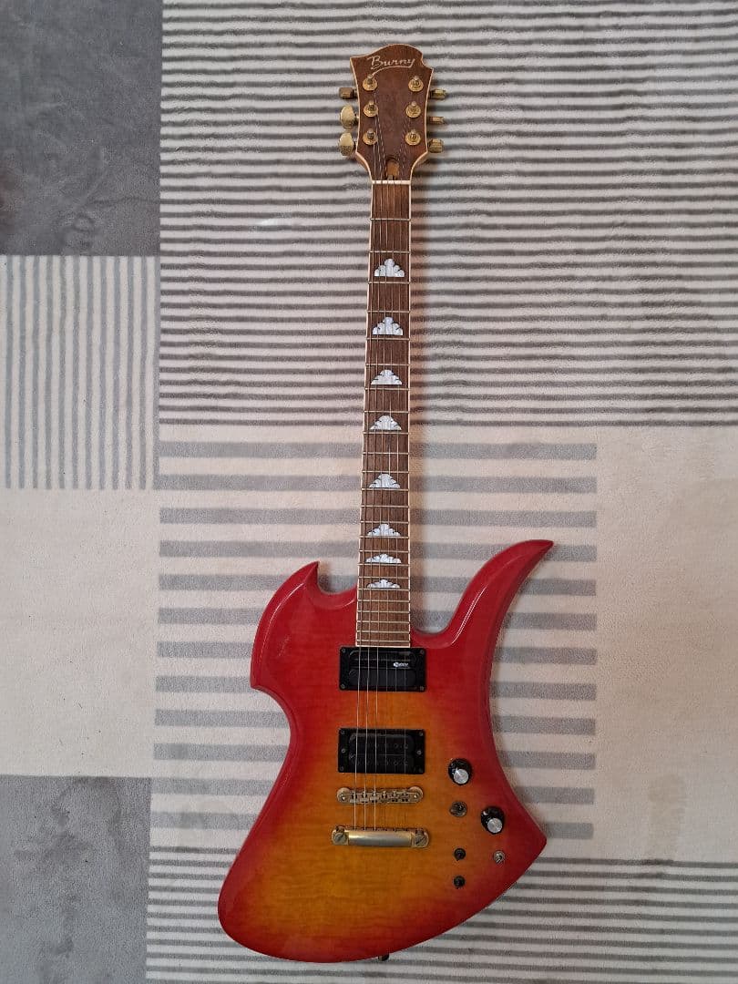 hideモデルギター　Burny　MG-130S　MG-145S　MG-165S