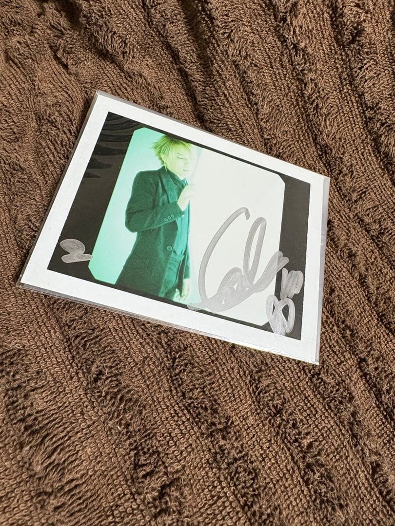 西川貴教さん直筆サイン付きポラロイド写真