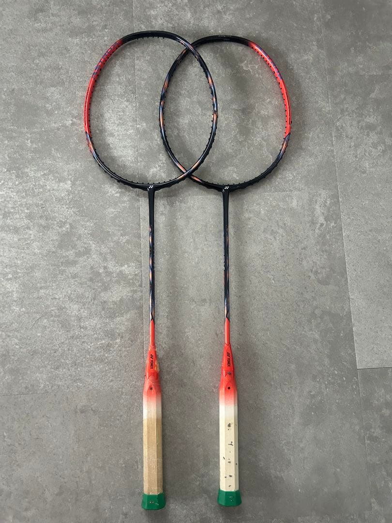 バドミントンラケット 2本セット
