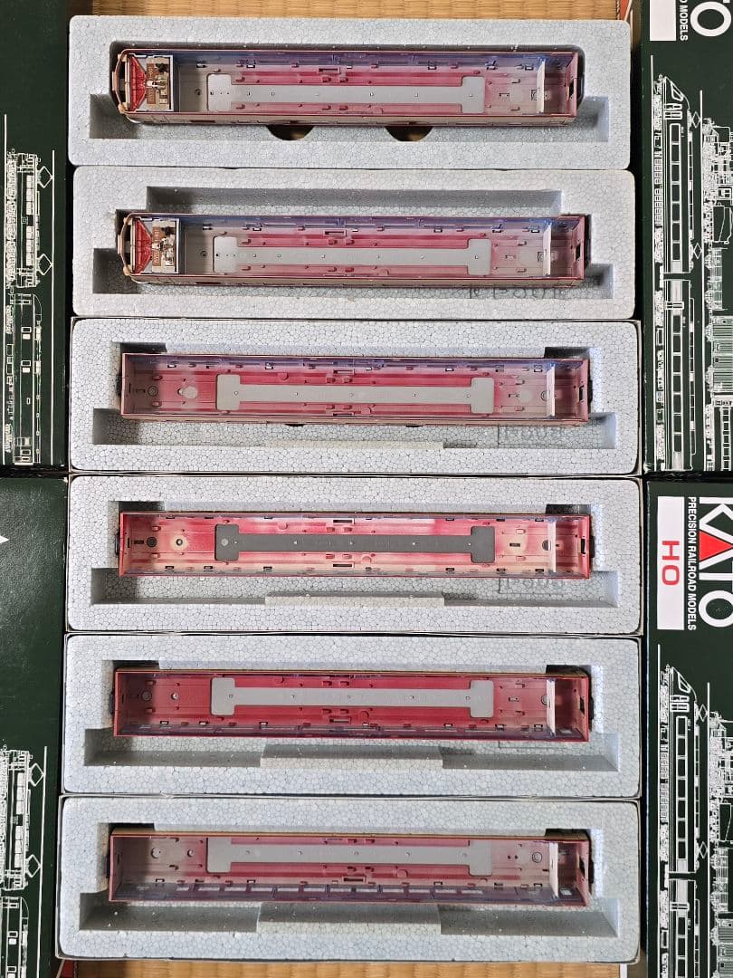 HOゲージ KATO キハ82、キハ80、キロ80 ボディジャンク品