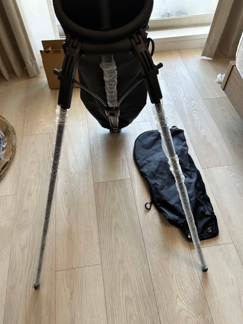 OAKLEY オークリー セルフスタンドバッグ フード付き ブラックアウト