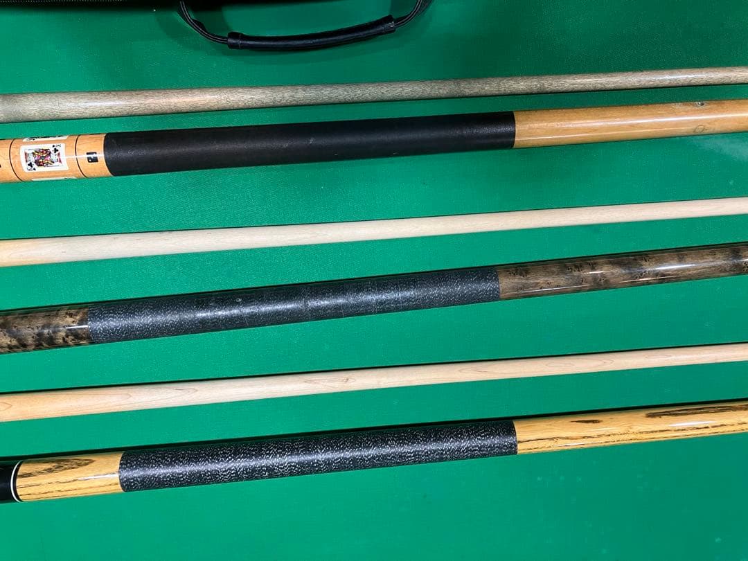 ビリヤードキュー　アダムあり