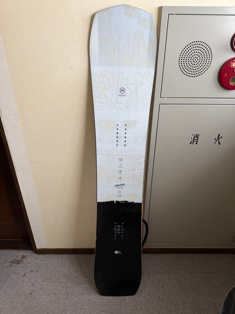 スノーボード nidecker Thruster 153