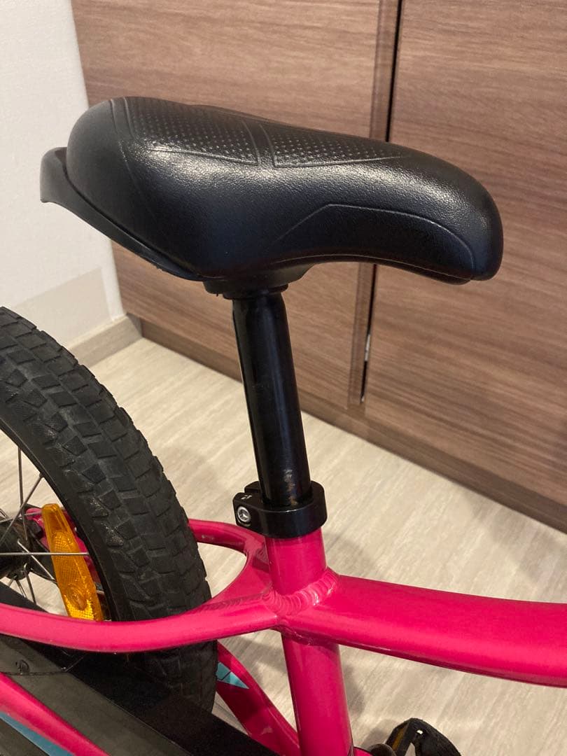 スペシャライズドSPECIALIZED リップロック RIPROCK 16インチ