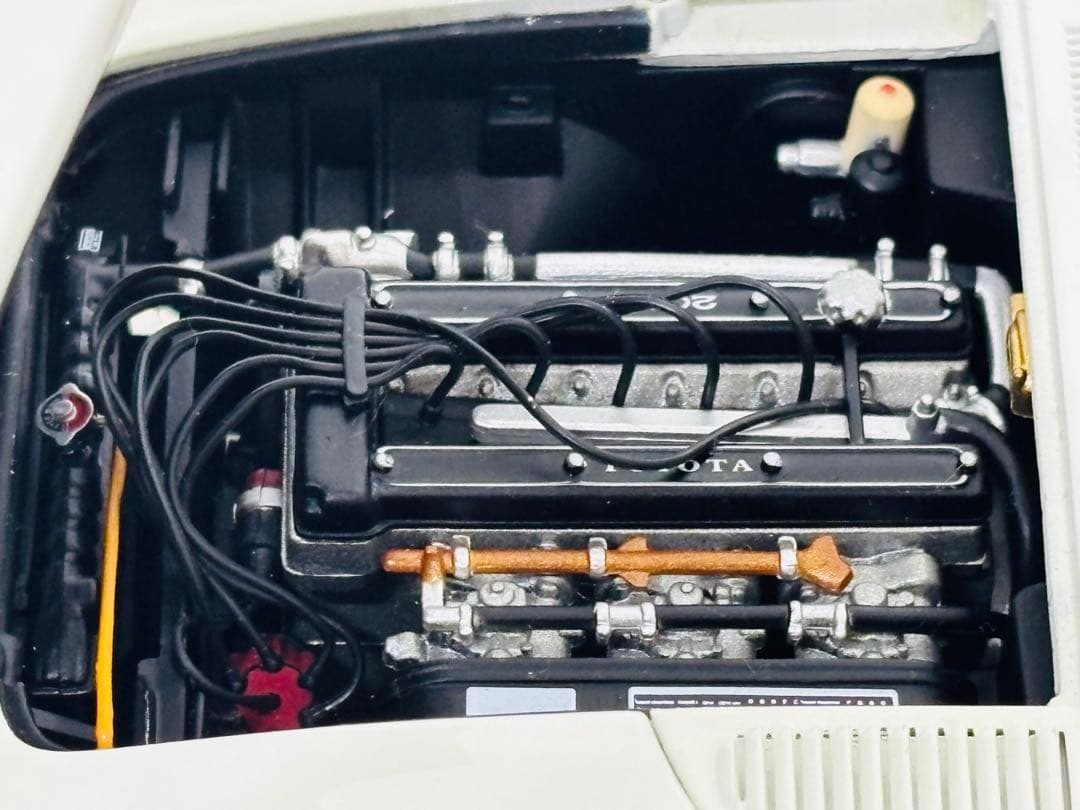 パ*ル様 1/18 AUTO art オートアート トヨタ 2000GT 大型精