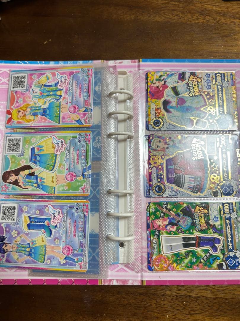 アイカツ トレーディングカード バインダーセット レアカード 含む レッスン手帳