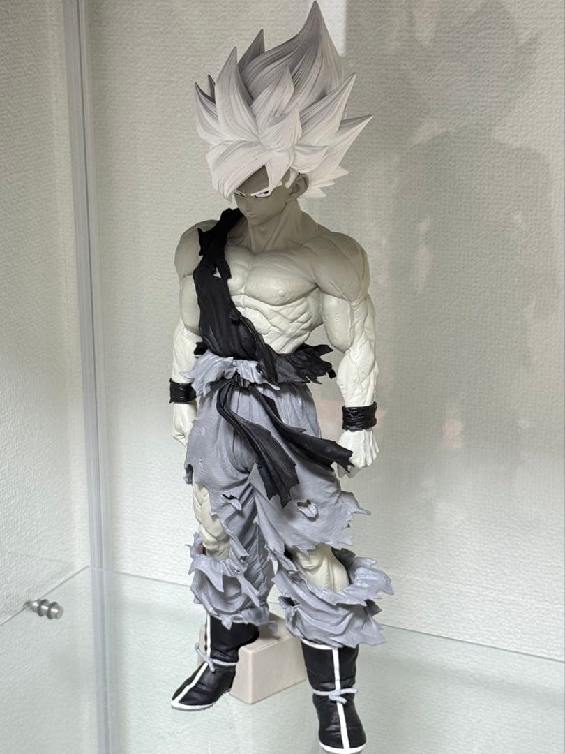 ドラゴンボール　SMSP 孫悟空　モノクロ　フィギュア　リペイント