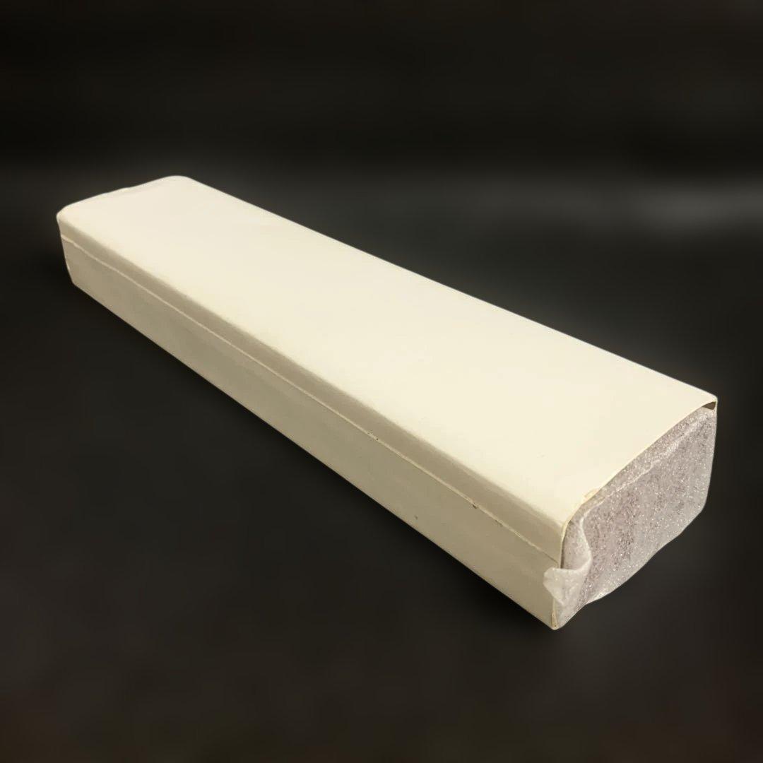 軽井沢ワールドトイミュージアム開館記念ピンバッチセット 2004 年