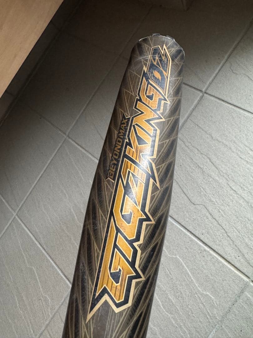 ビヨンドマックスギガキング02！即決でバットケース新品もつけます！