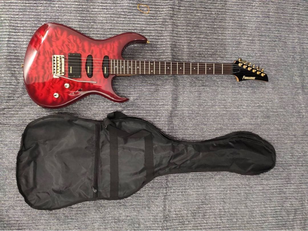 Fernandesエレキギター レッド ギターケース付き
