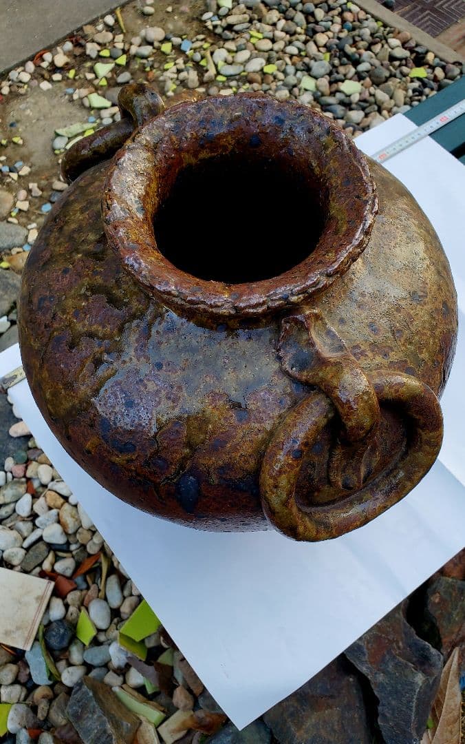 陶器製取っ手付き壺
