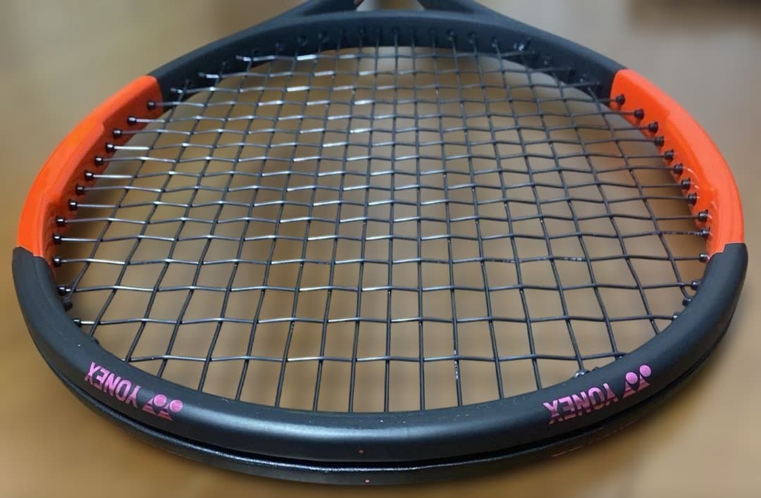 ウィルソン　美品　97S v11 2017カタログ付き。　単品ガット付き