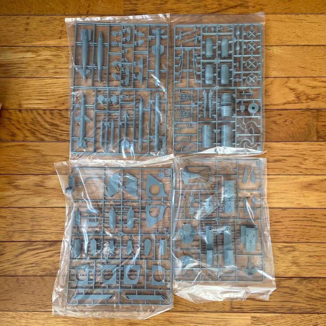 トランペッター 1/32 F-117A ナイトホーク AFVクラブ キャノピー付