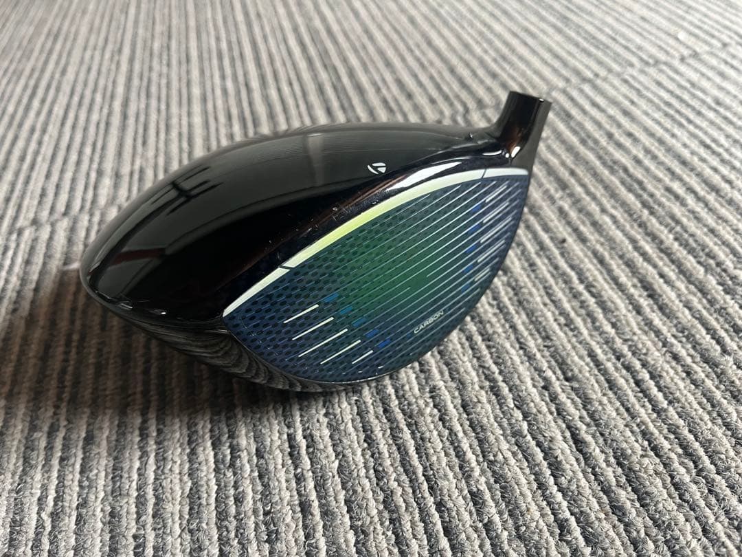 テーラーメイド　Qi10 ドライバー10.5度 ヘッドのみ　カバーあり