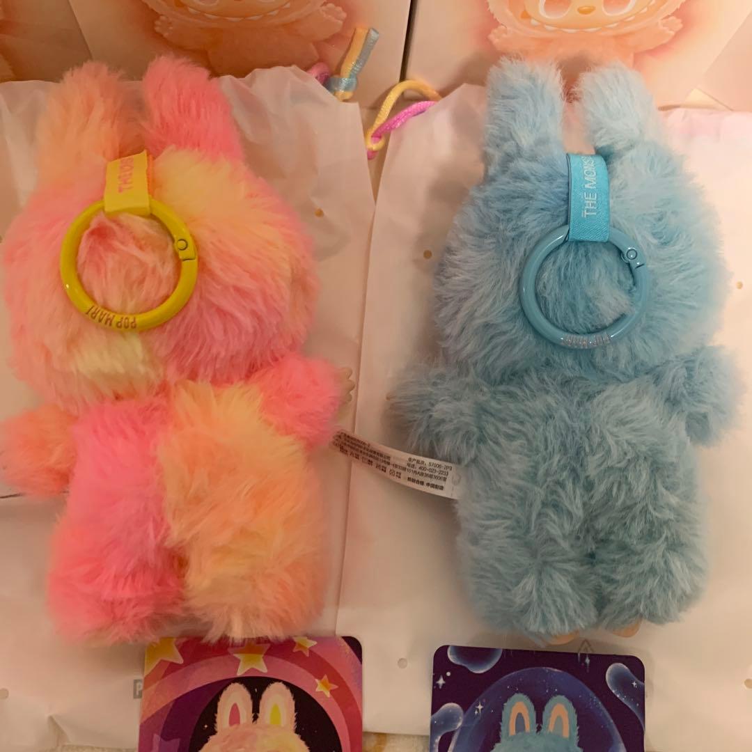 POP MART Big into Energy ぬいぐるみペンダント ラブブ