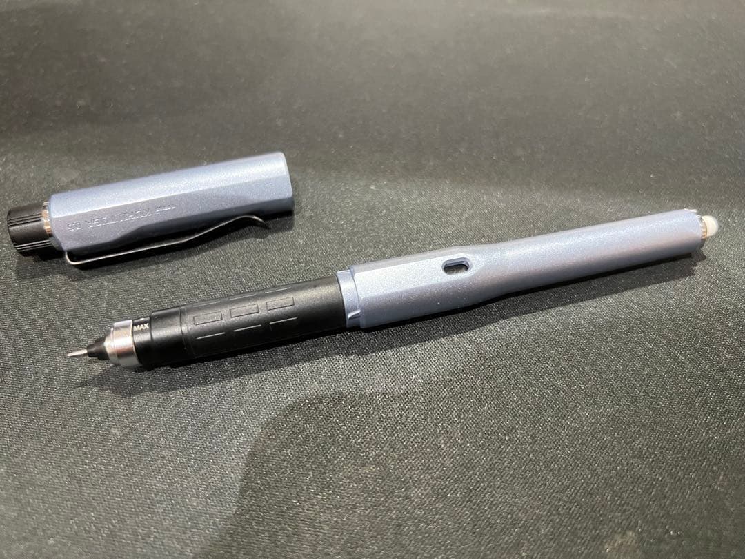 【極美品】uniクルトガダイブ　カスケードブルー