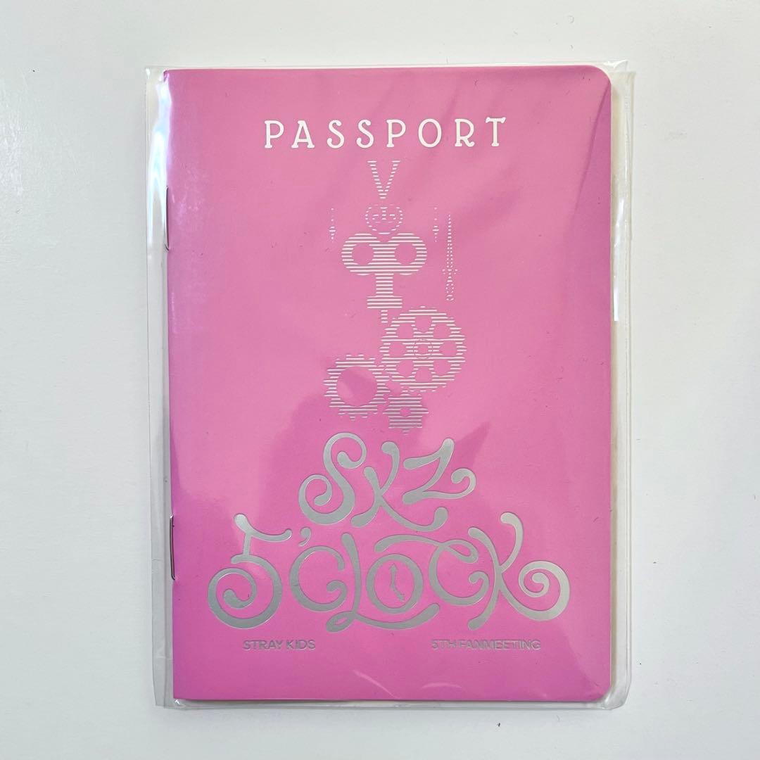 Stray Kids スキズ ジニレット テディベア ぬいぐるみ SKZOO