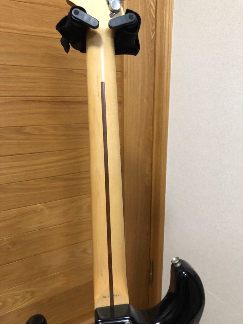 Y*.様 Fender Japan Stratocaster ブラックエレキギタ