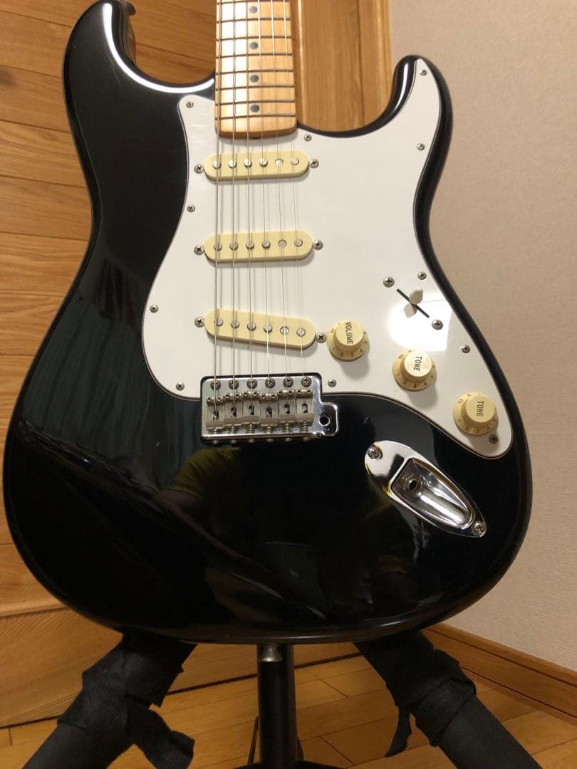 Y*.様 Fender Japan Stratocaster ブラックエレキギタ