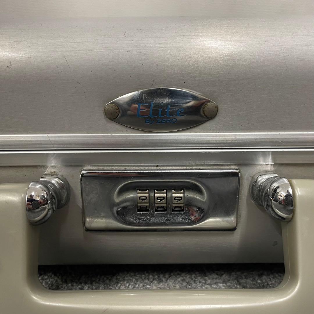 ゼロハリエバートン Elite by Zero アタッシュケース シルバー