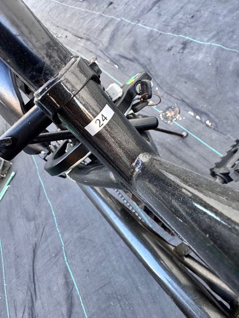 Super Boy 子供用　自転車 ブラック バスケット付き