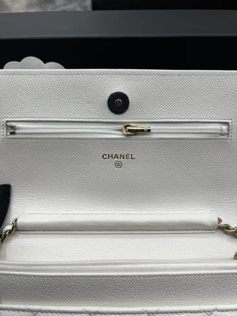 CHANEL チェーンウォレット キャビアスキン ゴールド金具