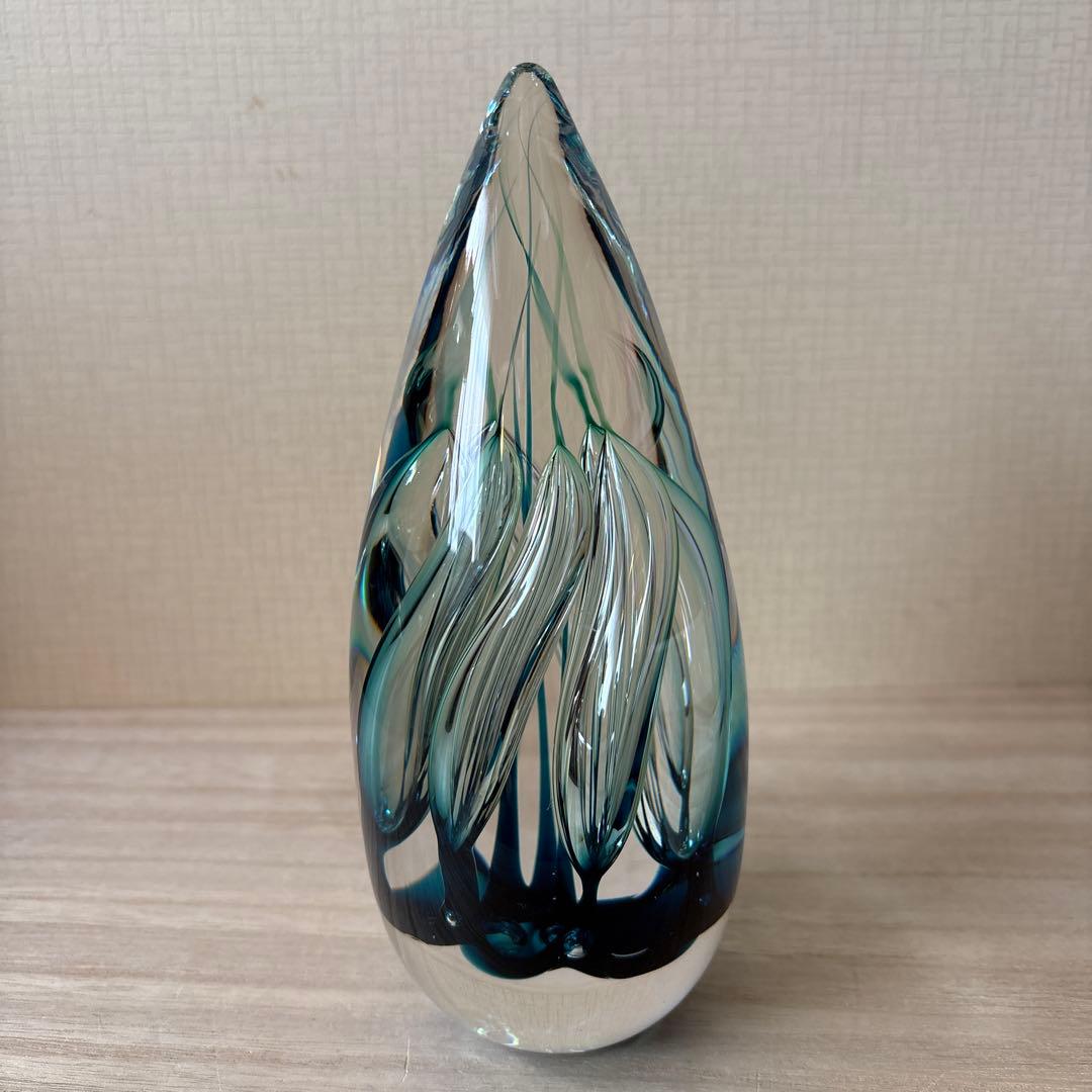 STUDIO AHUS スウェーデン　ガラス製　ペーパーウェイト　大きめ