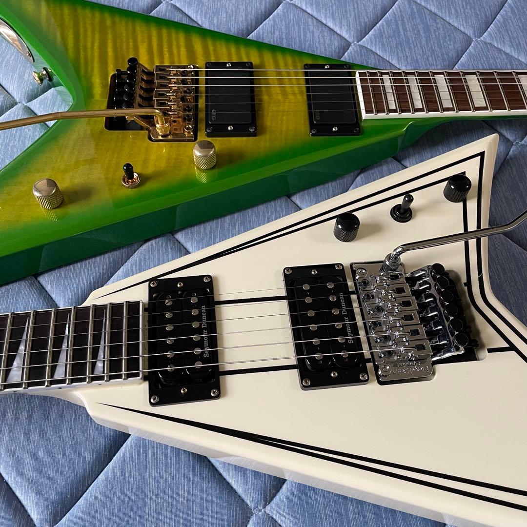 Jackson RR3 ランディ・ローズ モデル Rhoads ジャクソン
