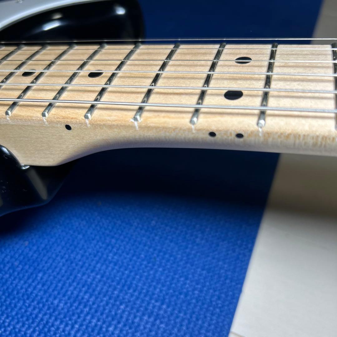 未使用　Squier ストラトキャスター ブラック ギターケース付き　レフティ