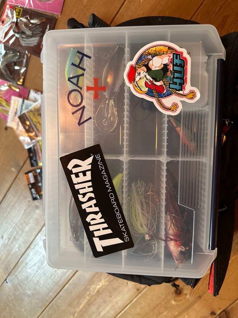 コロンビア のバイパーリッジPFG(伊藤巧コラボモデル)＋ルアー＋用品