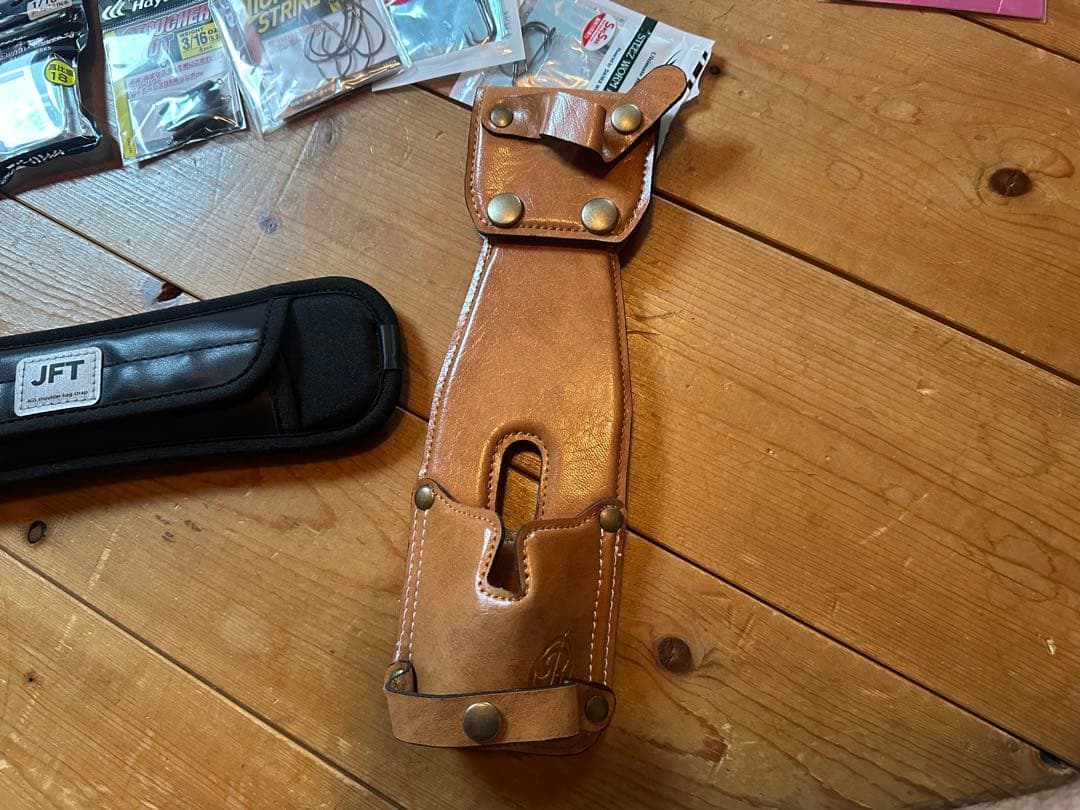 コロンビア のバイパーリッジPFG(伊藤巧コラボモデル)＋ルアー＋用品