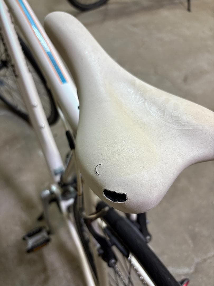 Bianchi ビアンキ クロスバイク カメレオンテ1 ホワイト 700*25C