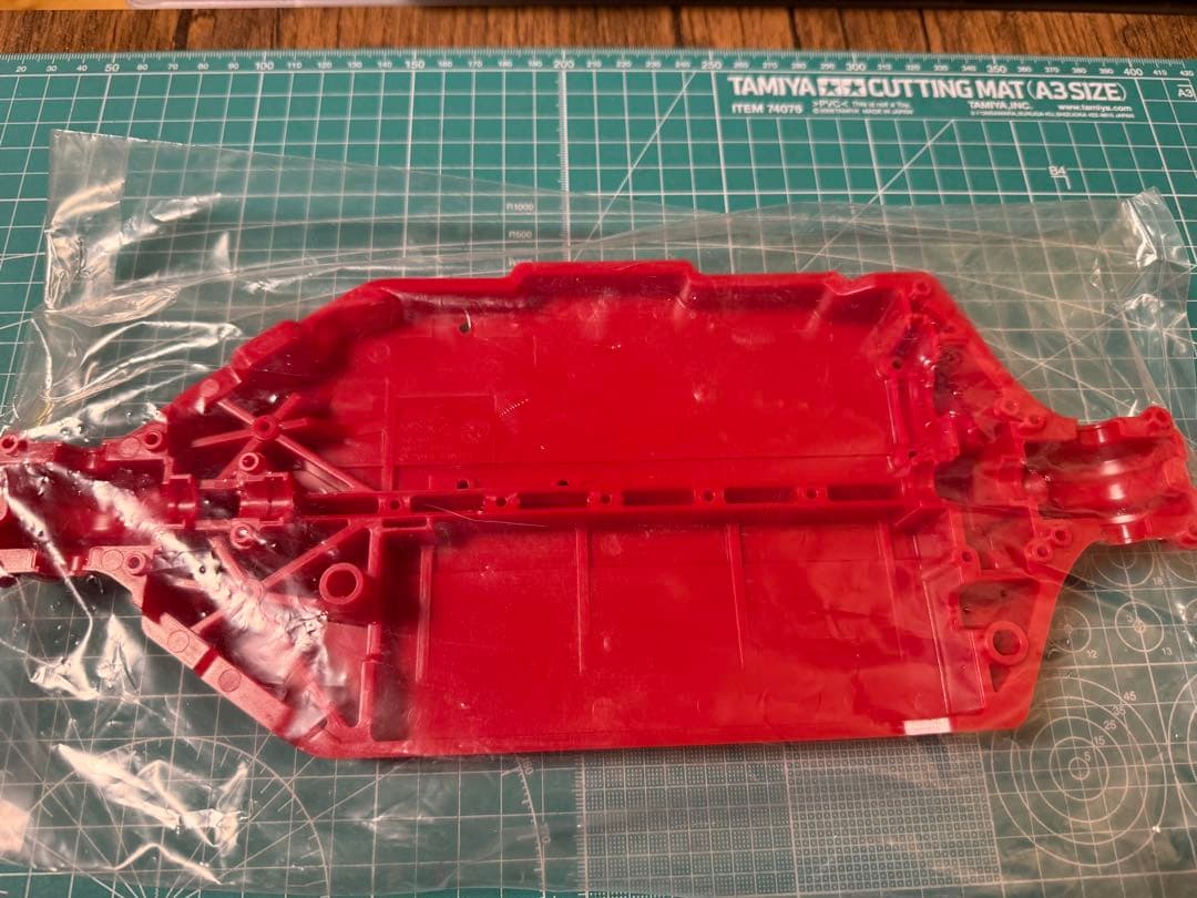 フ*ン様 タミヤ　TT-02 ロワデッキ　レッド　ブルー