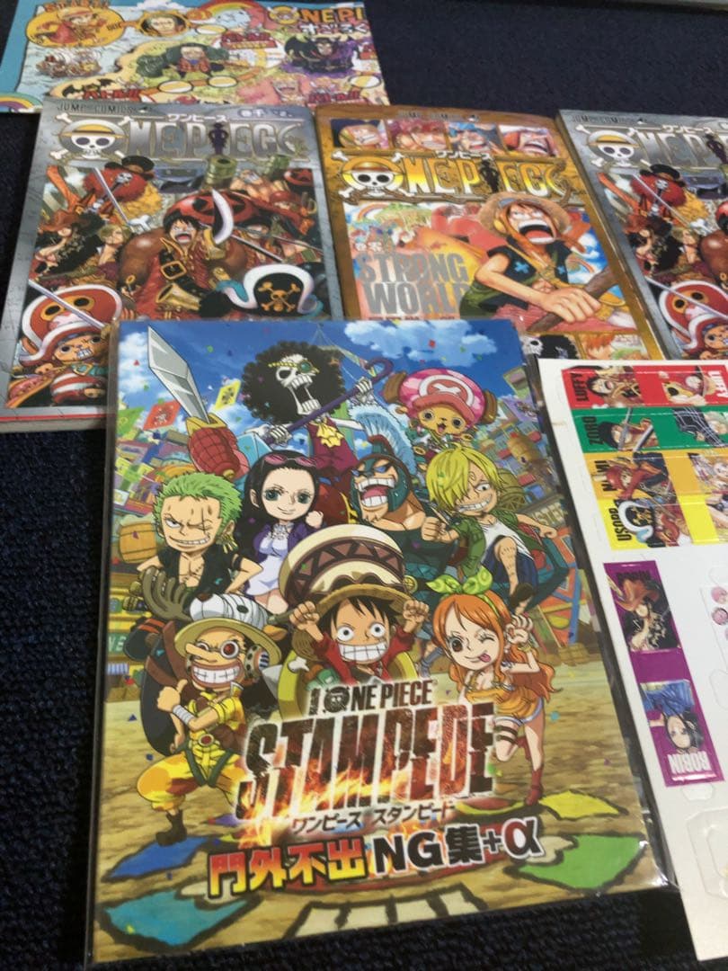 ワンピース ONE PIECE グッズまとめ売り 映画特典 非売品 冊子 シール