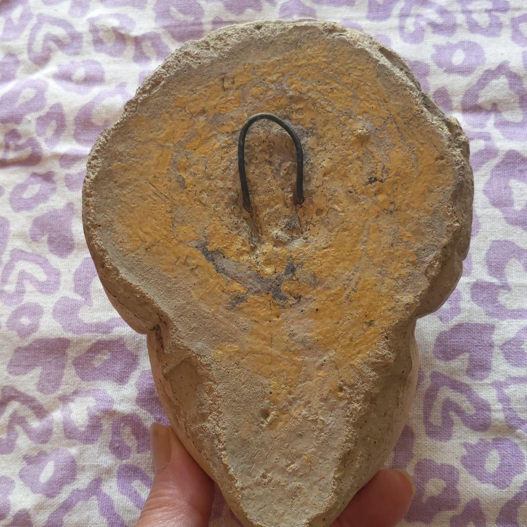 アンティークインドの少年陶器製　ウォールデコレーション