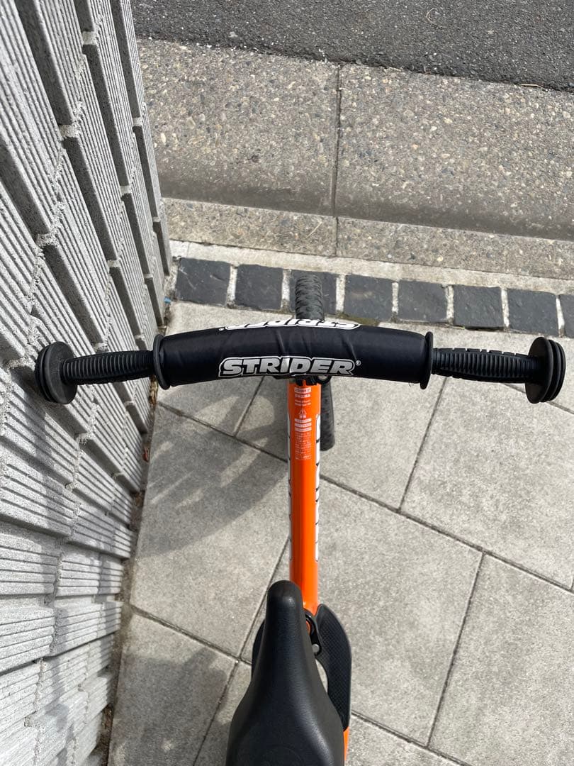 ストライダースポーツモデル 12インチ オレンジ