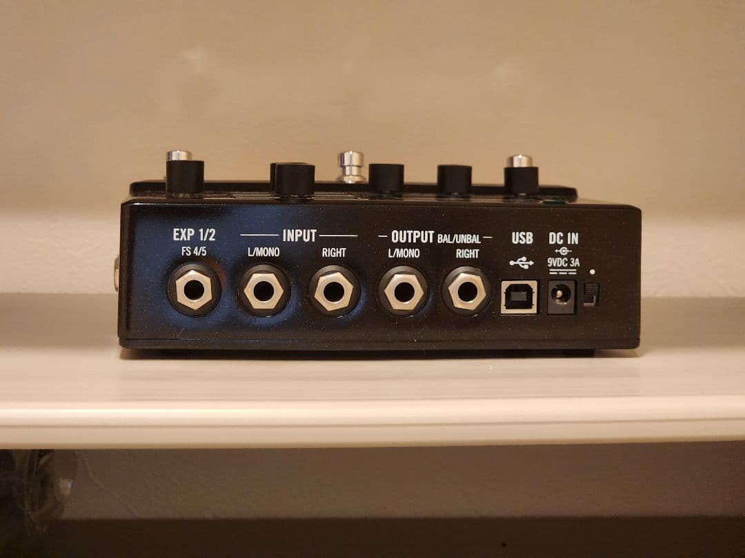 ウ*ー様 【使用回数1回】LINE 6 HX STOMP ギターエフェクター フ