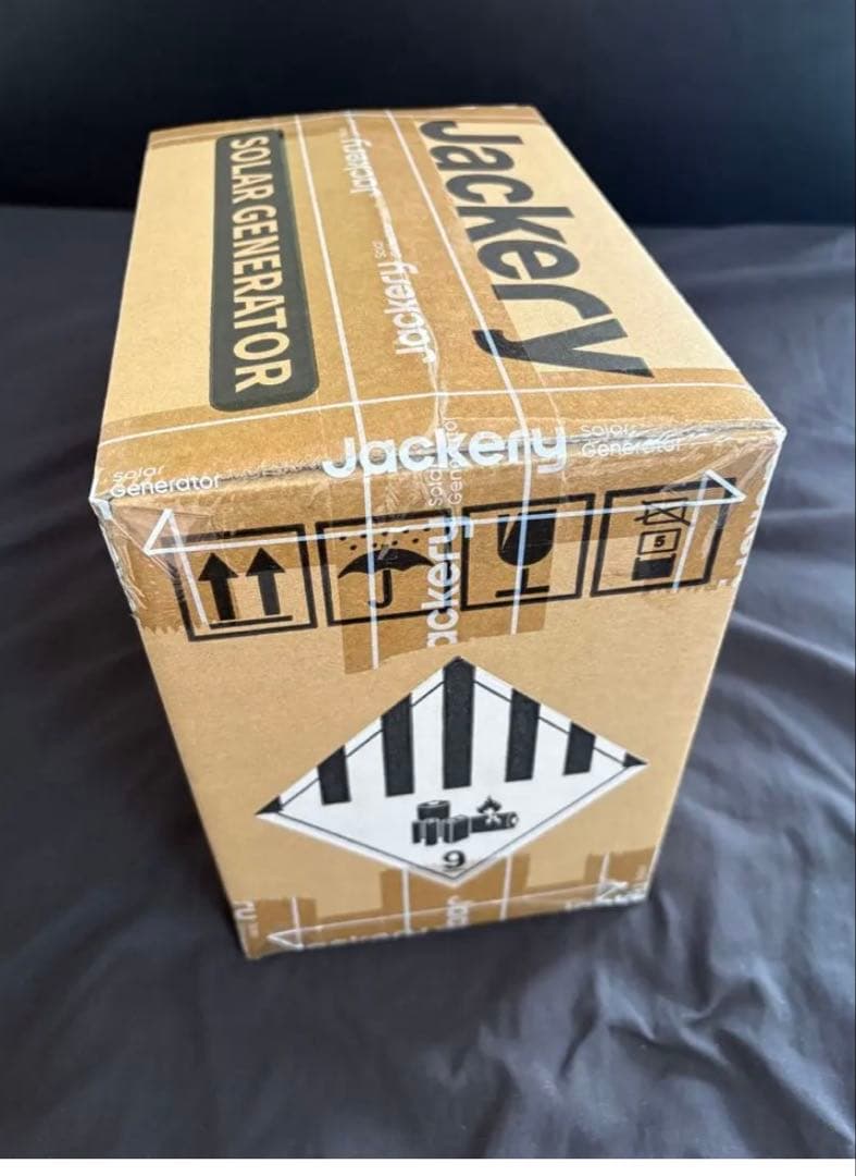 Jackeryポータブル電源、ソーラー発電対応