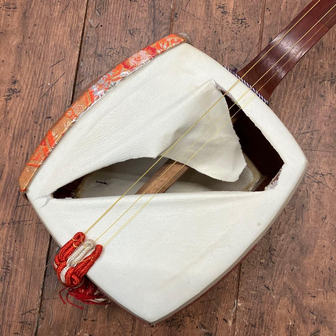 昭和レトロ 三味線 丸打胴 中棹 花梨 民謡 地唄 弦楽器 和楽器 ハードケース