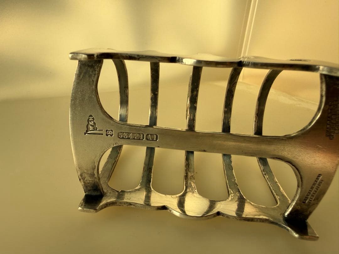 トーストラック　WALKER & HALL. 1954年　シルバープレート